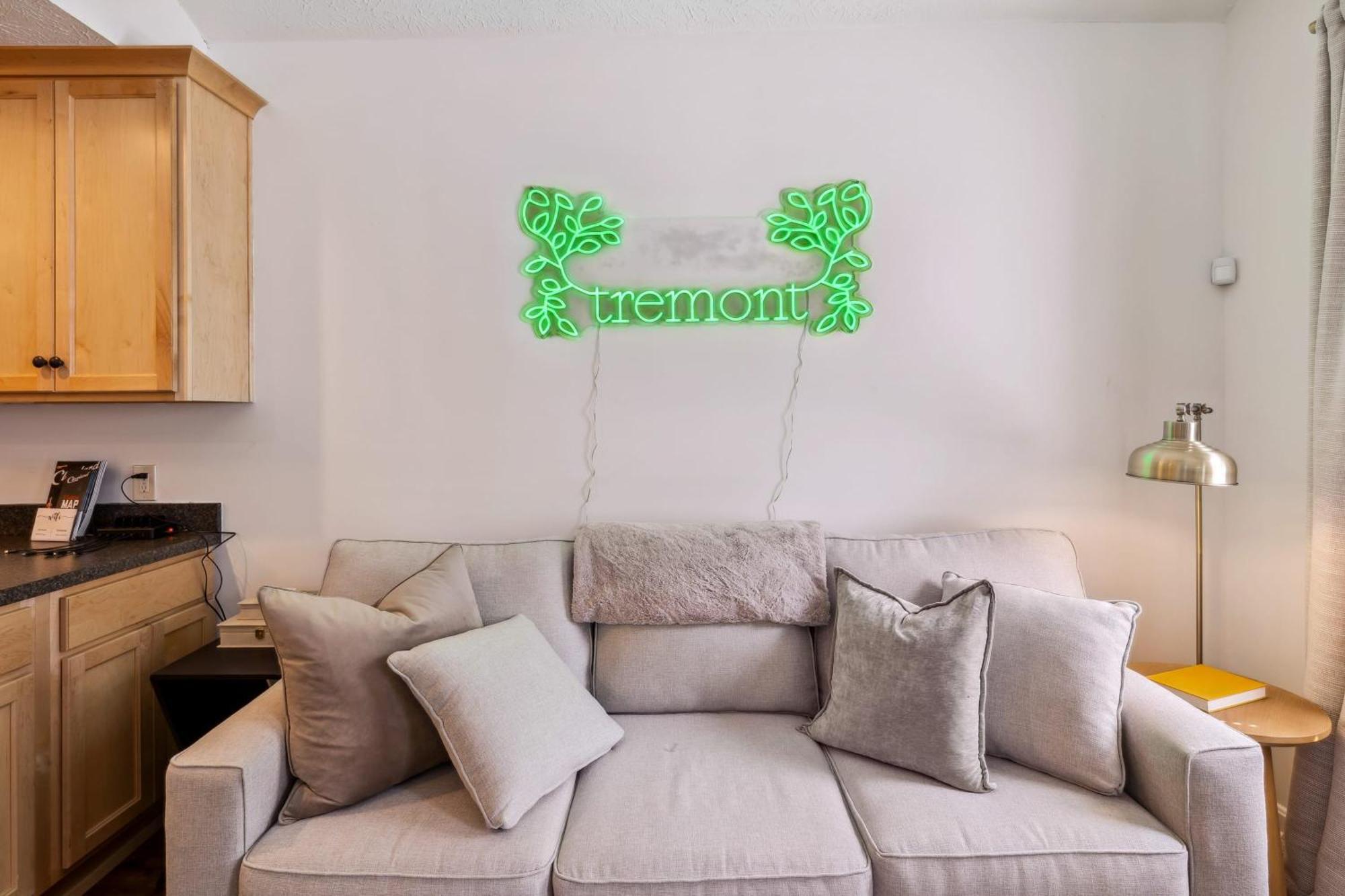 Newly Renovated Tremont Treasure I Cozy + Modern Villa Cleveland Exteriör bild